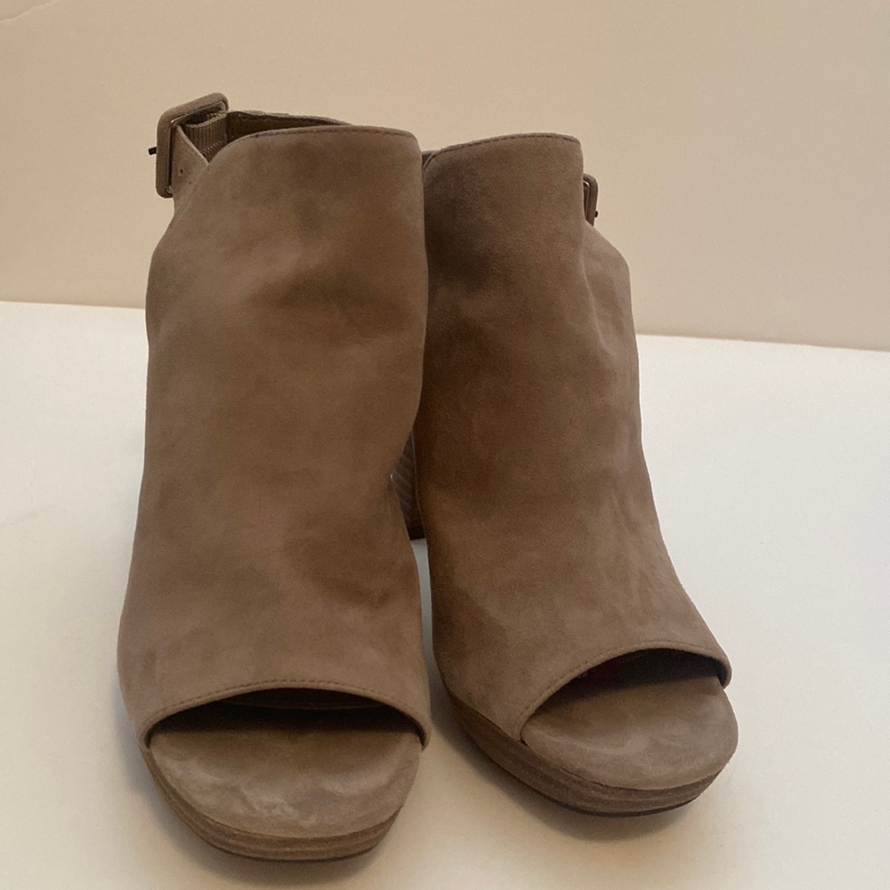 Vince Camuto Heels